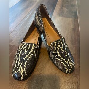 Vionic Black and Cream Snake Print Loafers